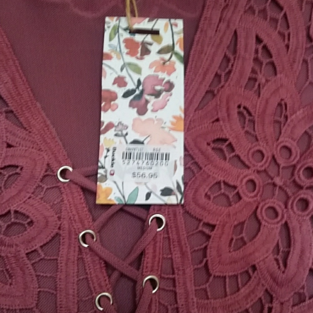 Blouse - Picture 2 of 3